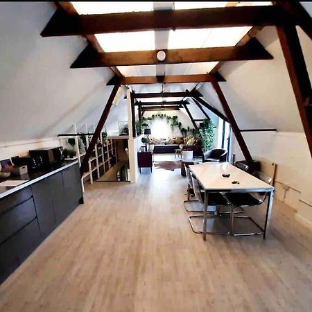Lovely 1-Bedroom Serviced Apartment In Deal, Kent Exterior photo